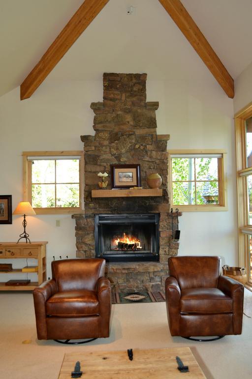 Moose Creek Townhomes By Jackson Hole Real Estate Company Teton Village Rom bilde